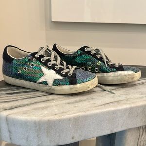 Golden Goose Low Top Sneakers- Limited edition. Like NEW